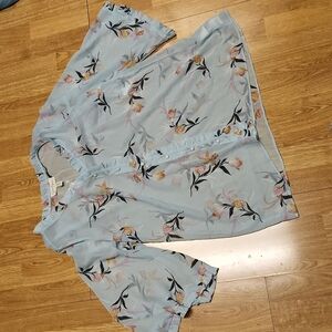 NWT Jessica Simpson floral semi sheer maternity top sz medium